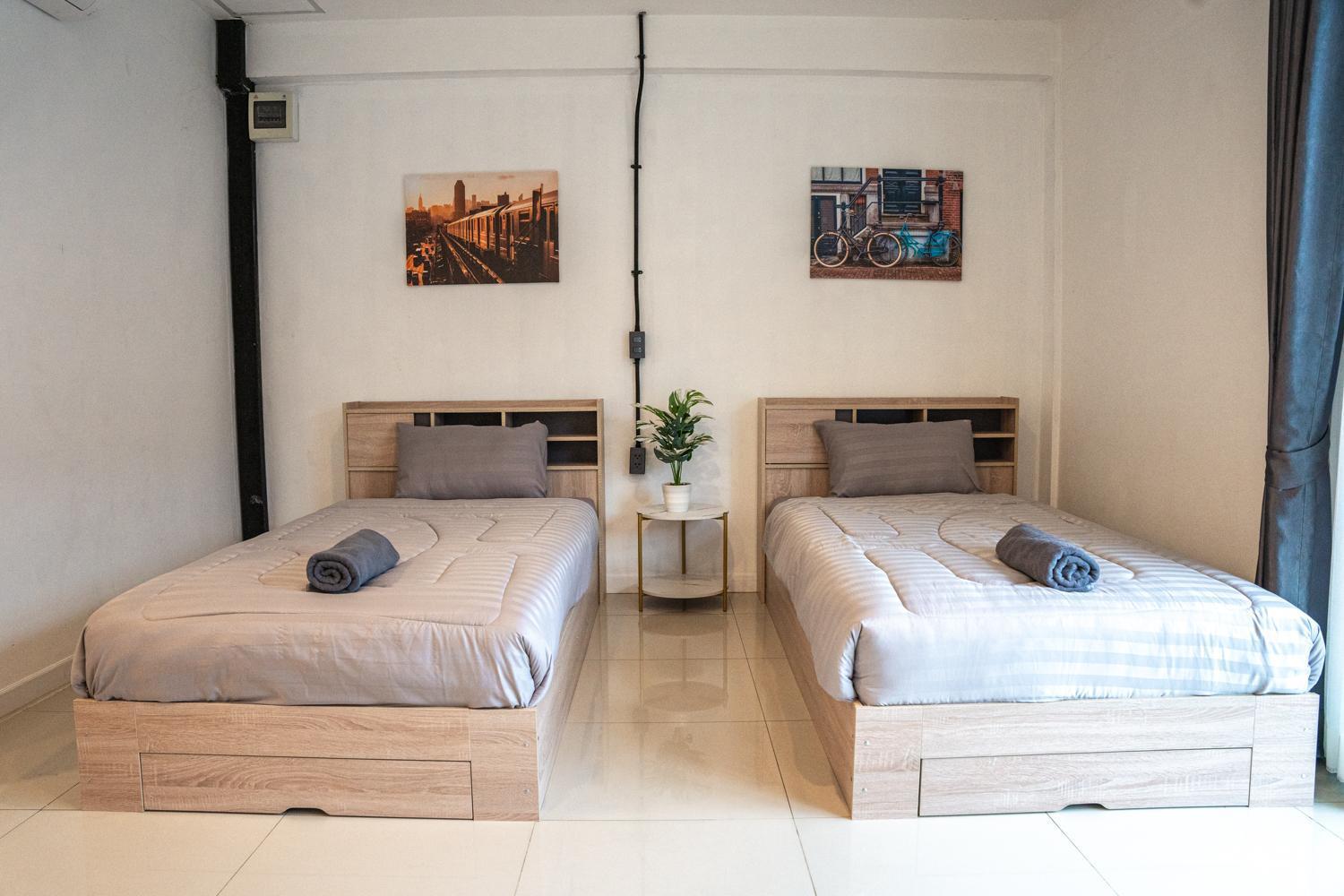 Monkey Toe Guesthouse Чиангмай Екстериор снимка
