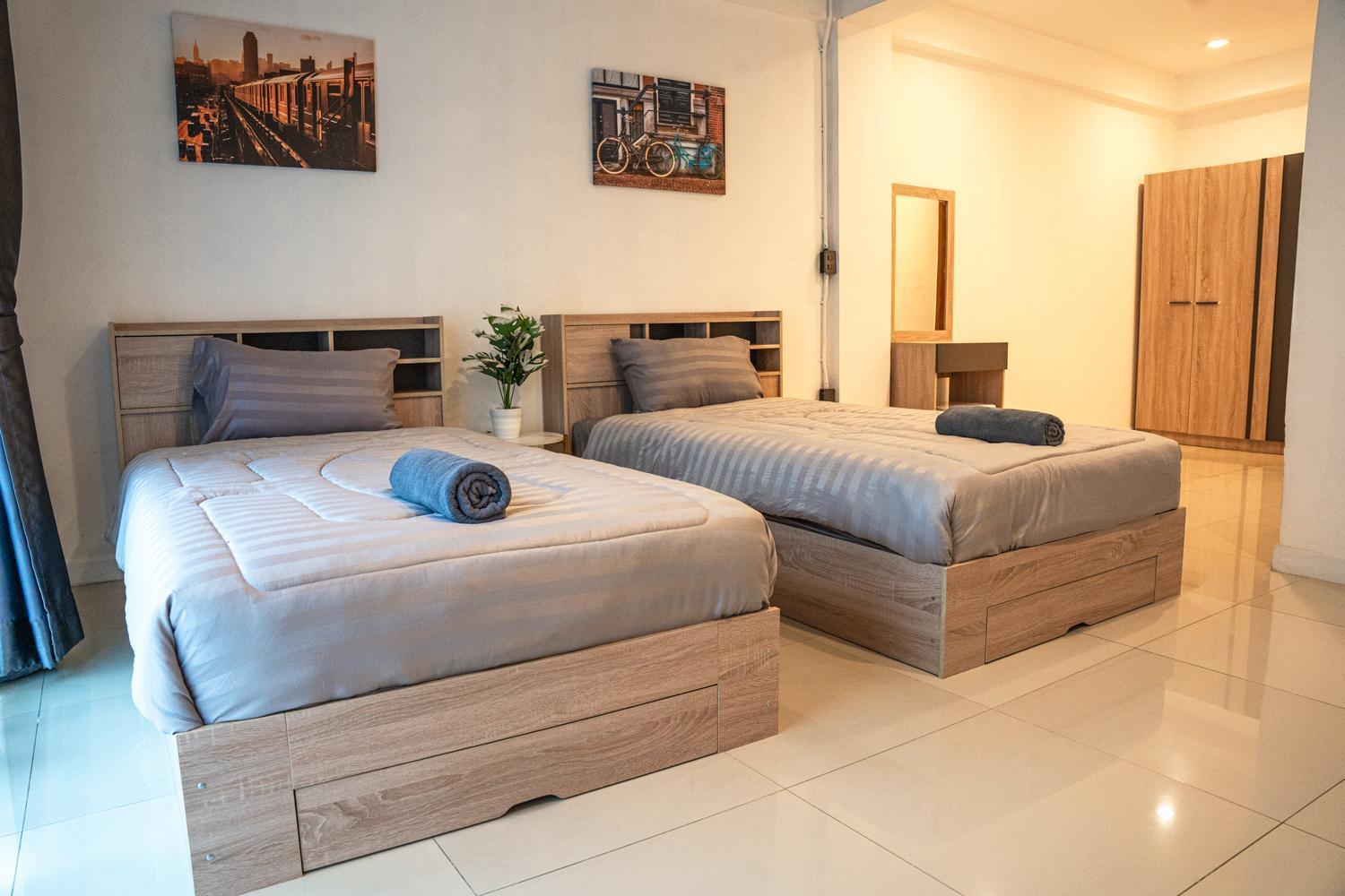 Monkey Toe Guesthouse Чиангмай Екстериор снимка