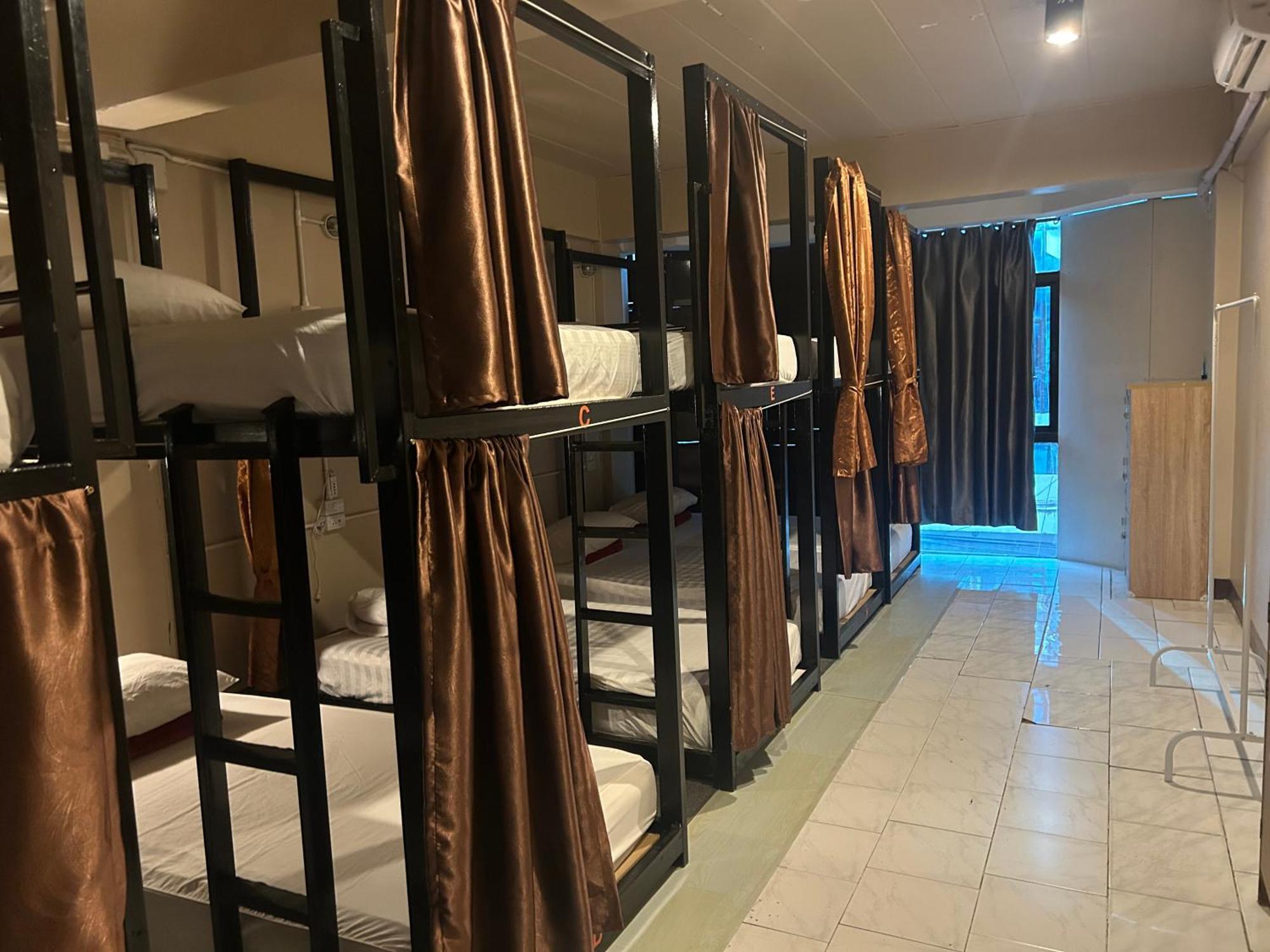 Monkey Toe Guesthouse Чиангмай Екстериор снимка