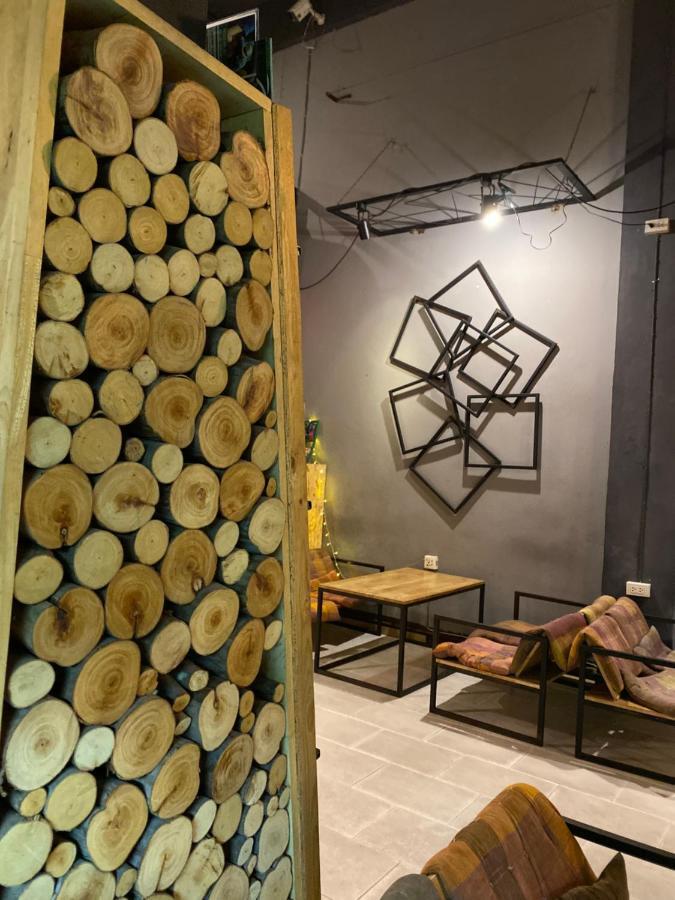 Monkey Toe Guesthouse Чиангмай Екстериор снимка